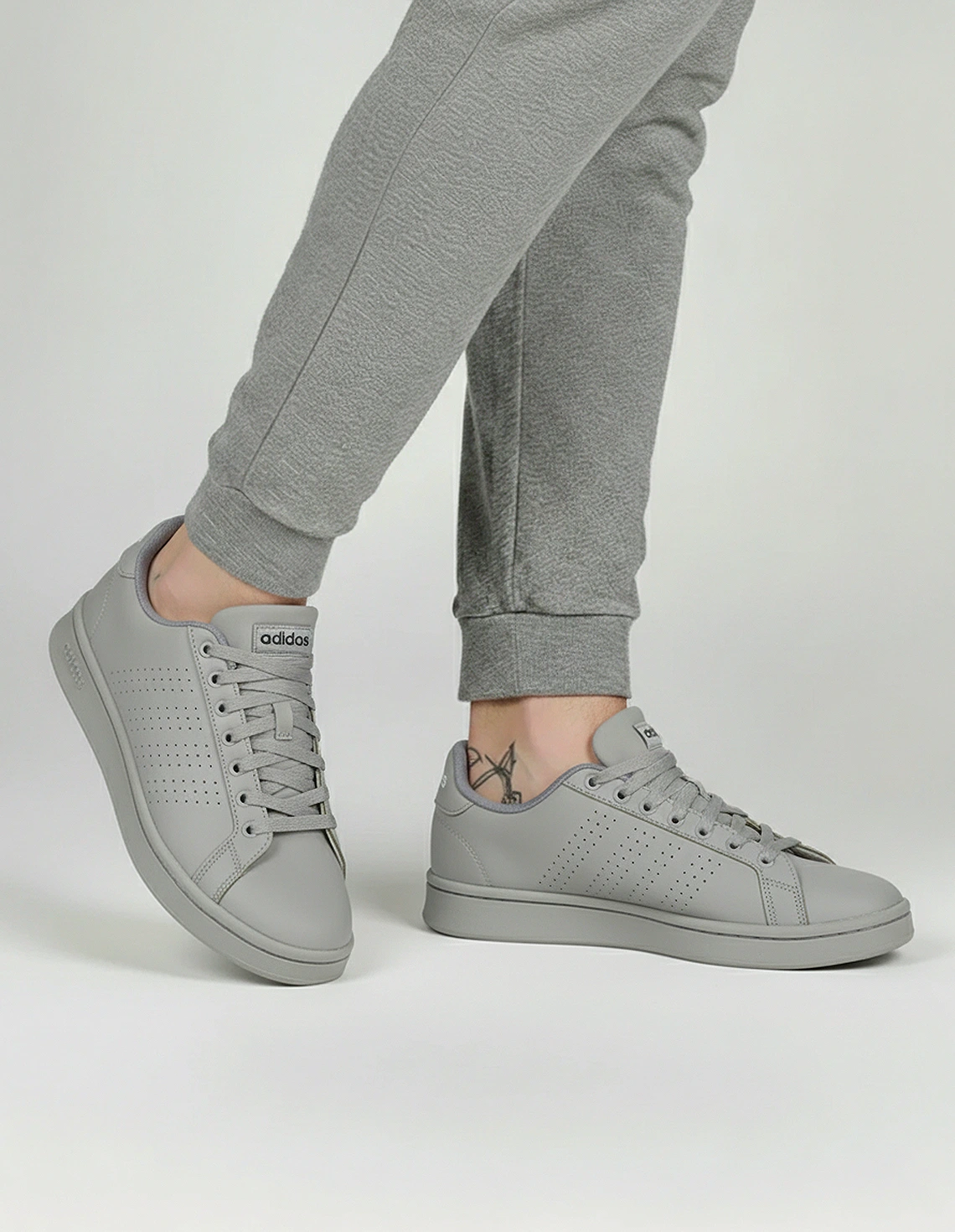 کفش روزانه مردانه آدیداس Advantage M