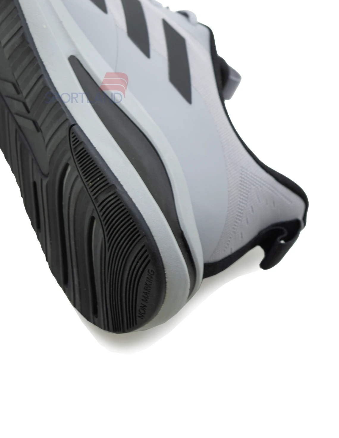 کفش ورزشی زنانه آدیداس Voeuy 2.0 W