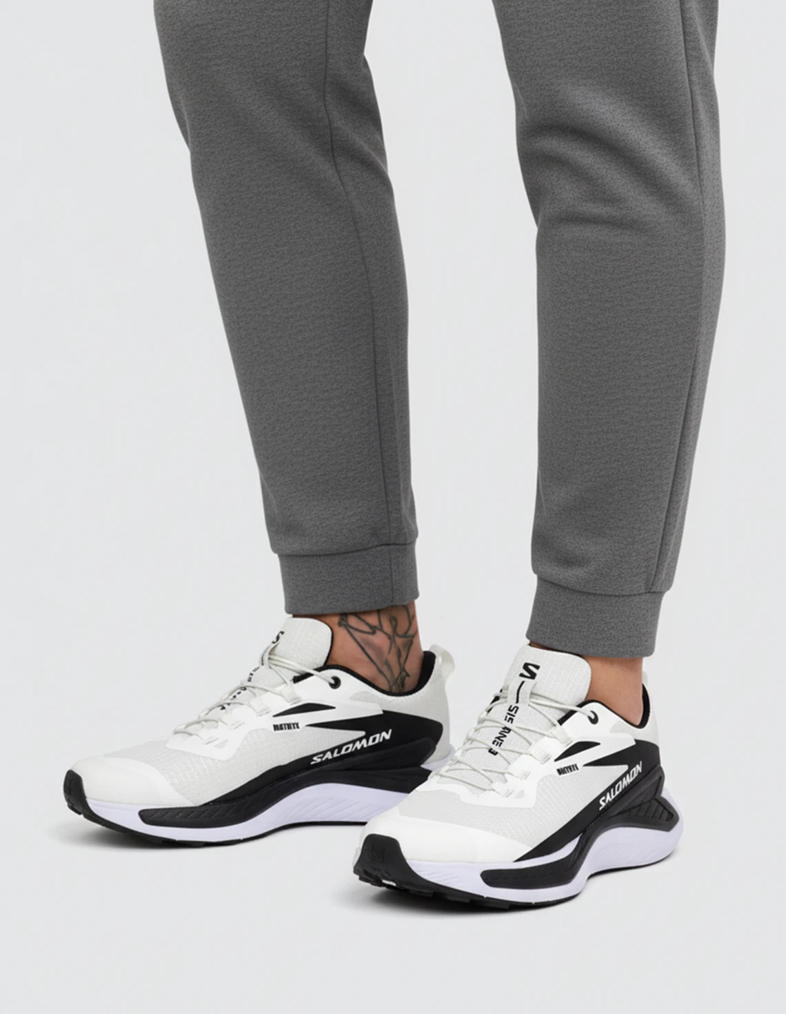 کفش پیاده روی مردانه سالامون Genesis Matrix M