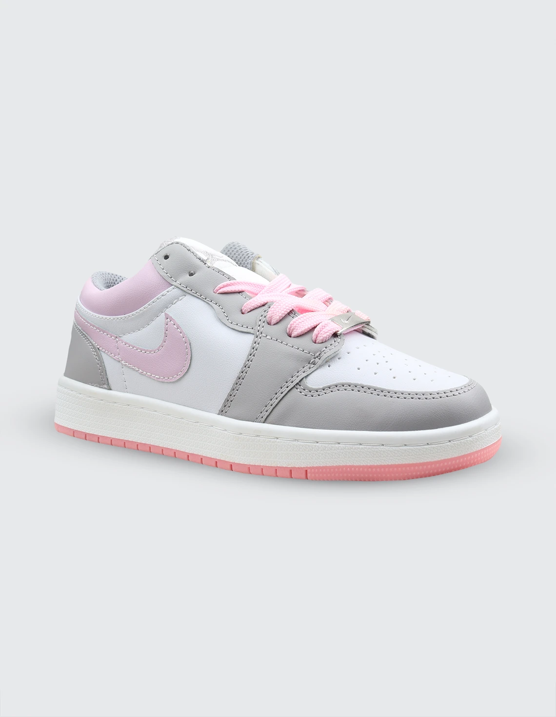 کفش روزانه زنانه نایک Nike Air Jordan 1 Low LX W