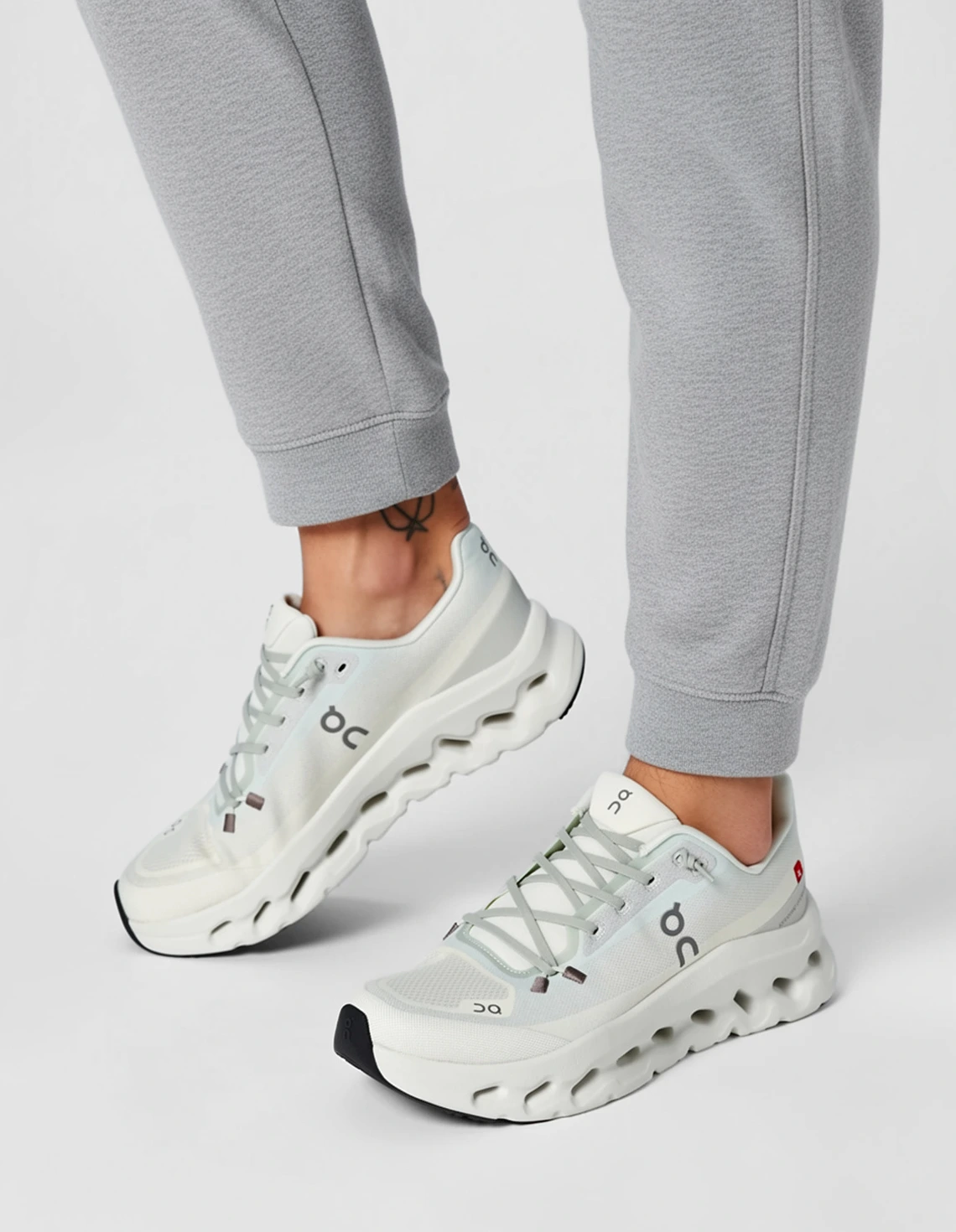 کفش دویدن Unisex آن رانینگ ON Move U