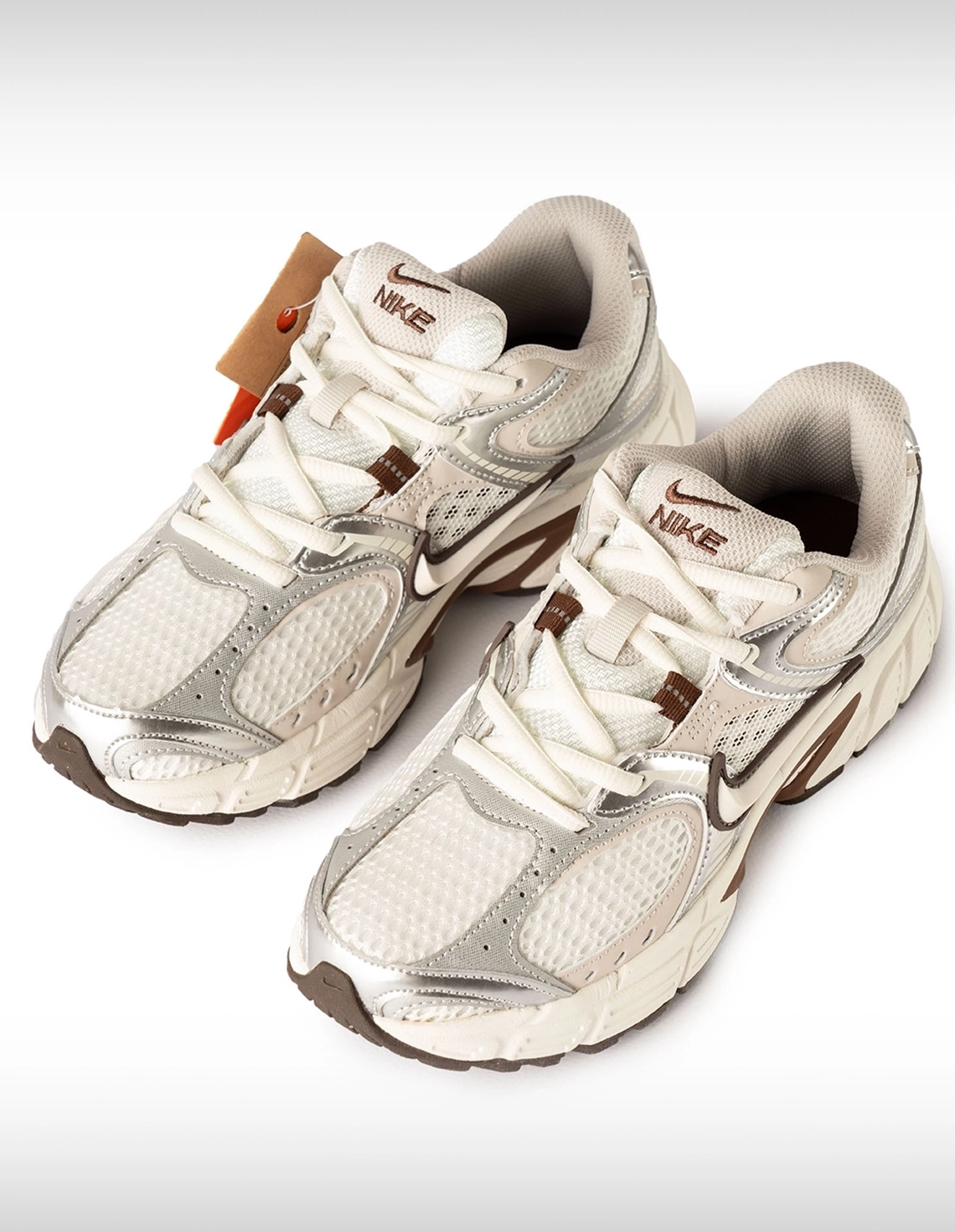 کفش روزانه Unisex نایک Nike Nike V5 RNR U