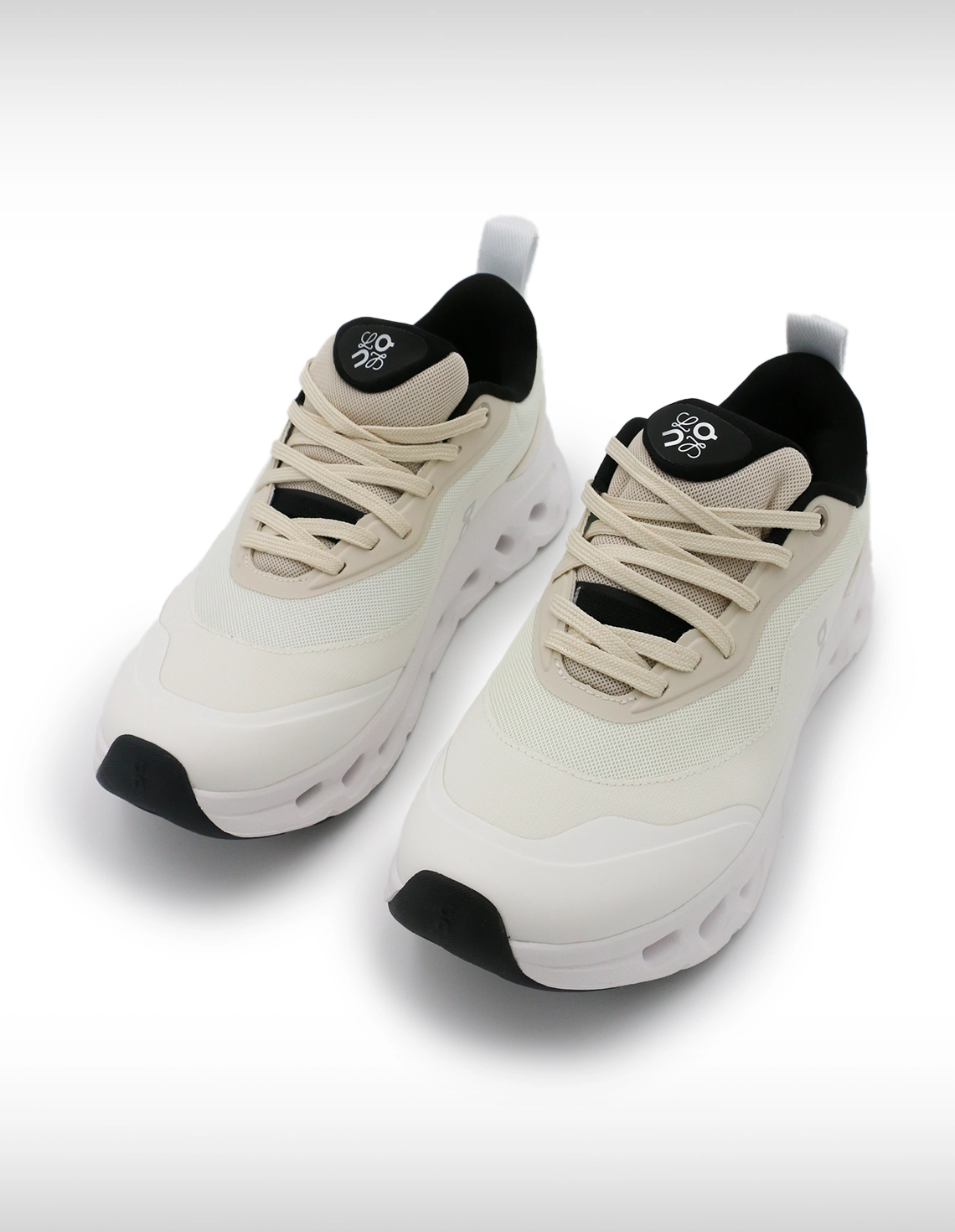 کتونی دویدن Unisex آن رانینگ Cloud Nova U